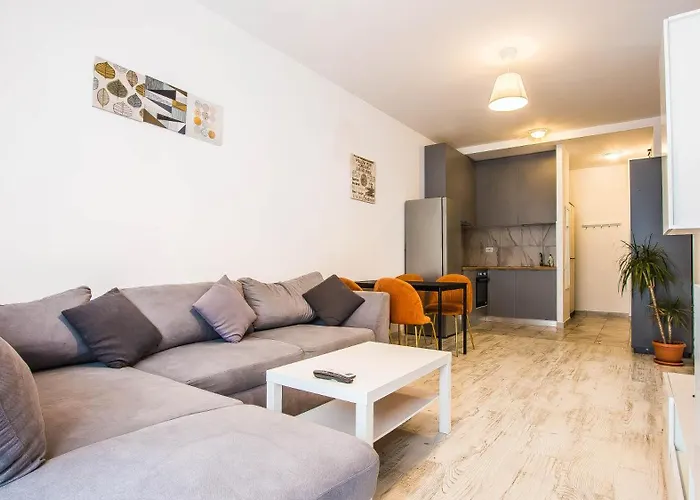 #bucharest & Mihai Bravu Boekarest